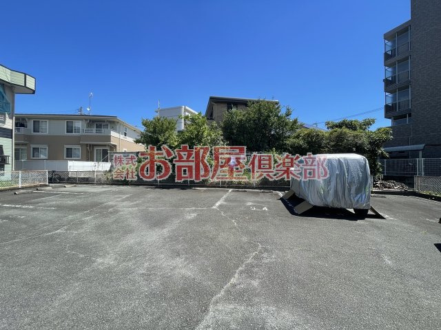 サンフェスタ津福の駐車場|駐車場です