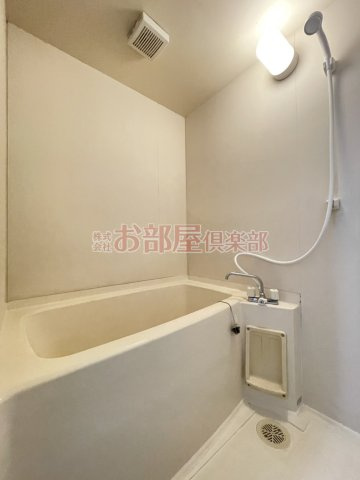 グリーンハイツ吉田の浴室|お風呂で日々の疲れを落としましょう