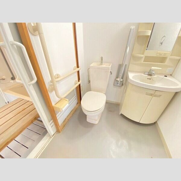 アイビーフラッツのトイレ|シンプルで使いやすいトイレです