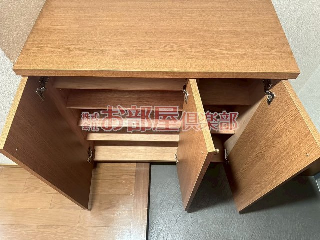 クロスロードの収納|小物を収納するのに便利です