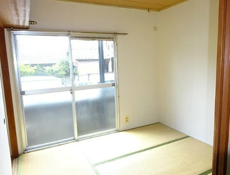 コーポ中村の和室|和室がひろがる居住スペース