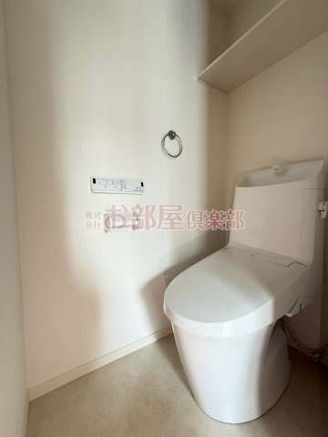 THE NOBLES 花畑駅前のトイレ|コンパクトで使いやすいトイレです
