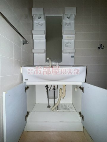 ストークハイムの洗面所|ゆったりとスペースのある洗面所