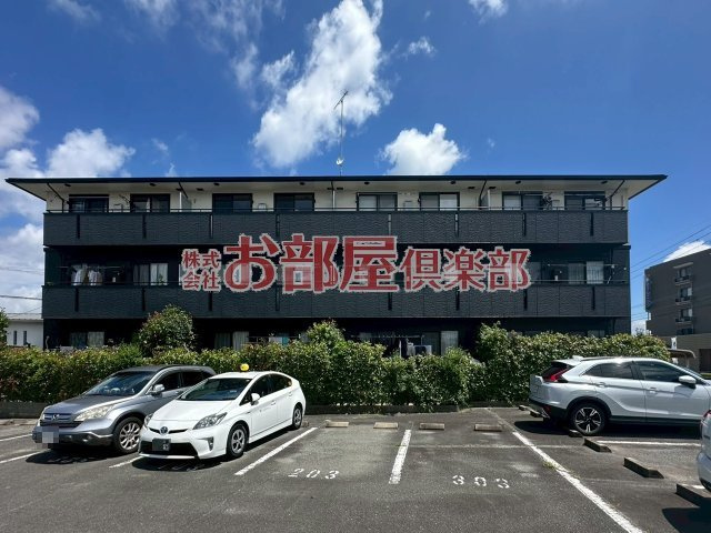 シャンポールの外観|外観もきれいです
