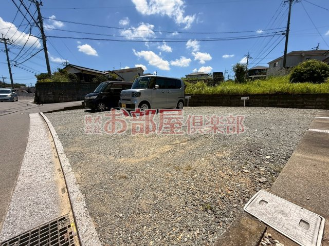 エクセルハイツの駐車場|車をお持ちの方に嬉しい駐車場付きの物件です