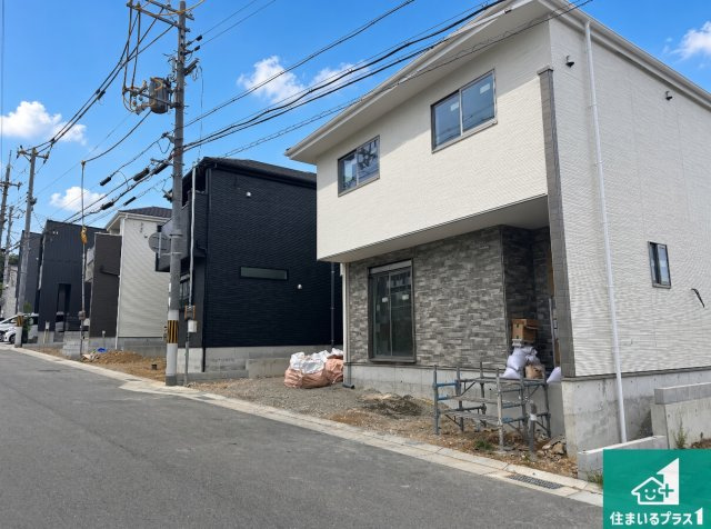 神戸市垂水区清水が丘　第1期　新築一戸建ての前面道路含む現地写真|周辺は落ち着いた街並みの住宅地！子育てがしやすい住環境です！まだ未完成ですが、現地でしかわからない事もございます。是非一度ご覧ください。