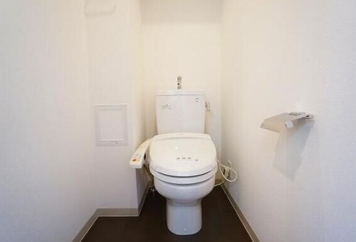 大阪市中央区農人橋１丁目の賃貸マンションのトイレ