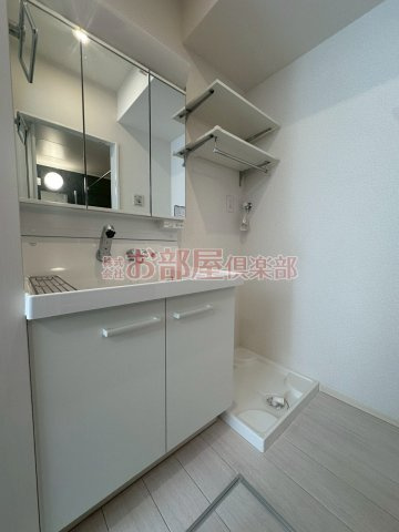 D-room F.京町の洗面所|明るい洗面所です