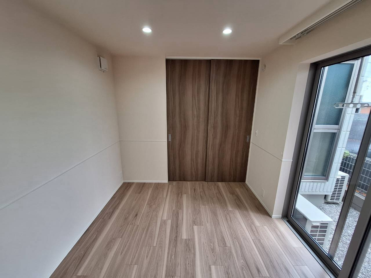 Ｓａｍｉｙ三軒茶屋の洋室|★明るいフローリングの角部屋です★