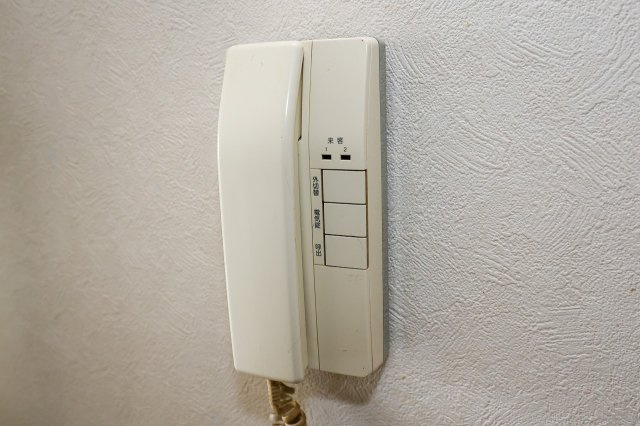 協栄マンションOYAMAのセキュリティ|インターホン　※同間取りの305号室のお写真です