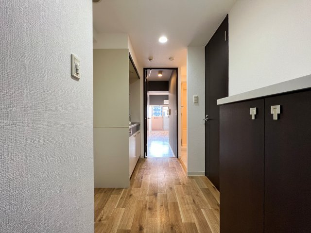 SWISS難波西の玄関