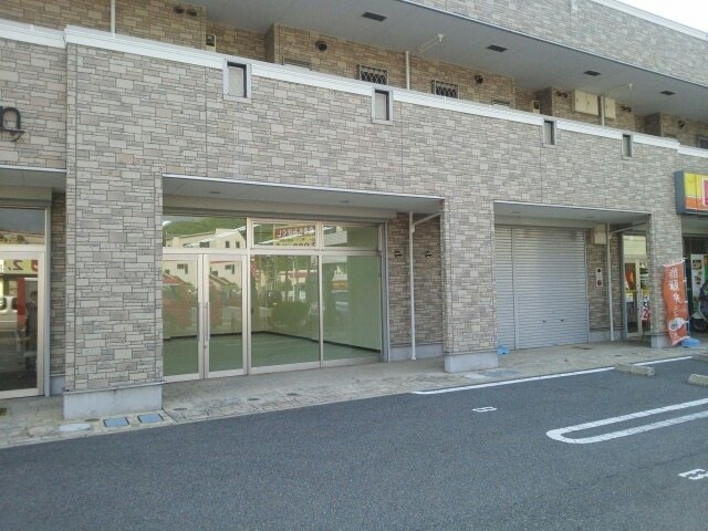 イースト　ヴィラ