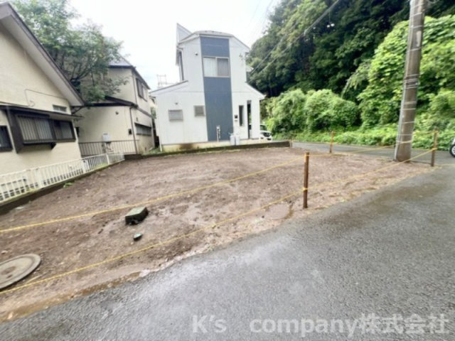 ◎高座郡寒川町岡田8丁目　建築条件無し　売地◎の前面道路含む現地写真|前面道路の様子です◇