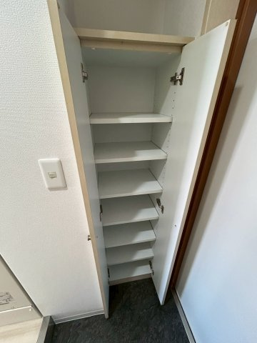 S-FORT桜川南の収納