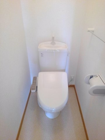 サンリット　Ｂのトイレ|清潔感のあるトイレです