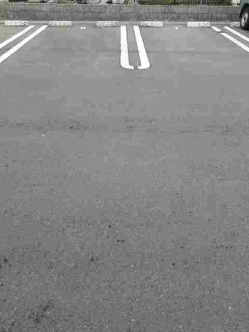 マール　アスールⅡの駐車場|駐車スペースもあります