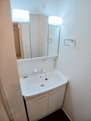 ニューライズ真時Ⅲの洗面所|忙しい朝には欠かせない洗面所です