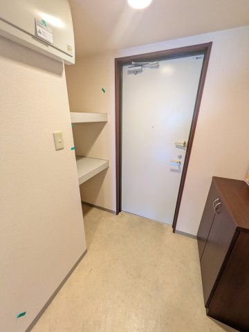 アークＫ A館の玄関