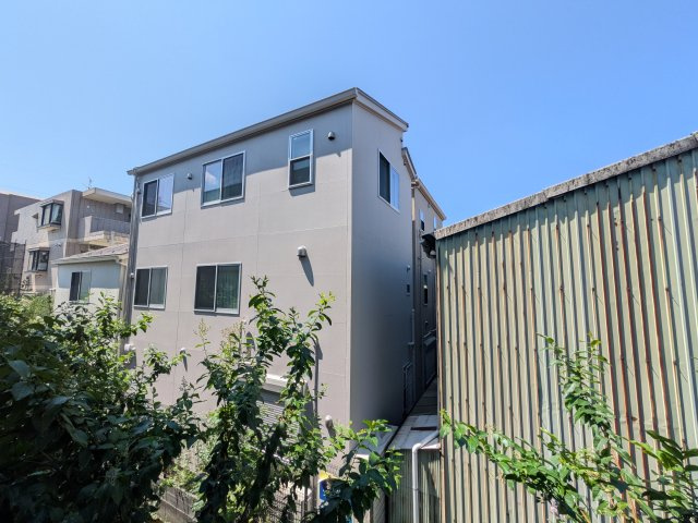 アークＫ A館の外観
