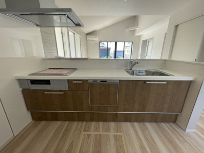 【キッチン】 | 【新築分譲住宅　～ LIGARE　リガーレ～　】山形市泉町　1期1棟 | お料理を効率的に、楽しく。ママの毎日のお料理を効率的にしてくれる動線は「１分でも家事の時間を短縮したい」という思いを叶えてくれます(*^-^*)
