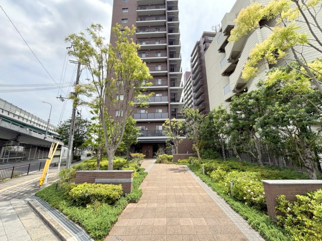 レジデンス大日ステーションプレミアの外観|新しい生活にいかがでしょうか？外観はお住まいの顔になります。こだわりたいポイントですね。水回りリフォームやリノベーションも承ってます。
■現地見学・資金計画相談・住宅ローン相談もお問合せ受付中■