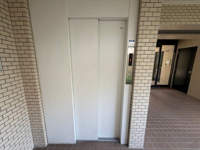 エスポワール桜坂のエントランス