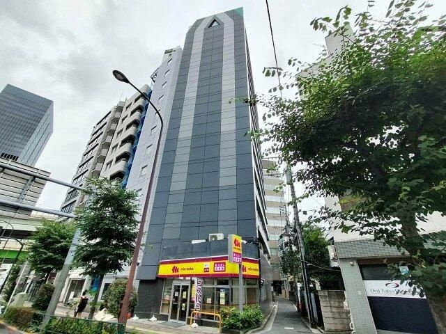 マイナビＳＴＡＹミライエ池袋明治通りの外観