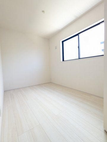 ひたちなか阿字ヶ浦町第4の洋室|こだわりの家具やインテリアもしっくり収まる～自分らしいお部屋作りを～