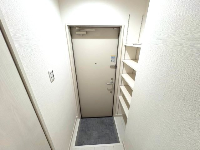 カーサフォルトゥナート羽曳野Ⅰの玄関