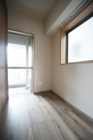 平尾弐番街ビル　西高宮小学校区の居間・リビング