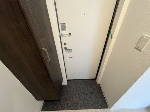 ジーメゾン川越かし野台の玄関