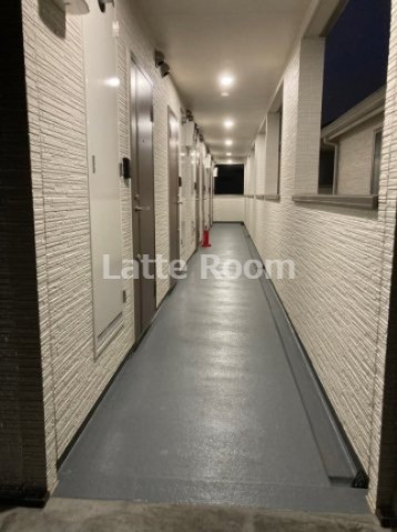 ウッドハウス西大宮のロビー