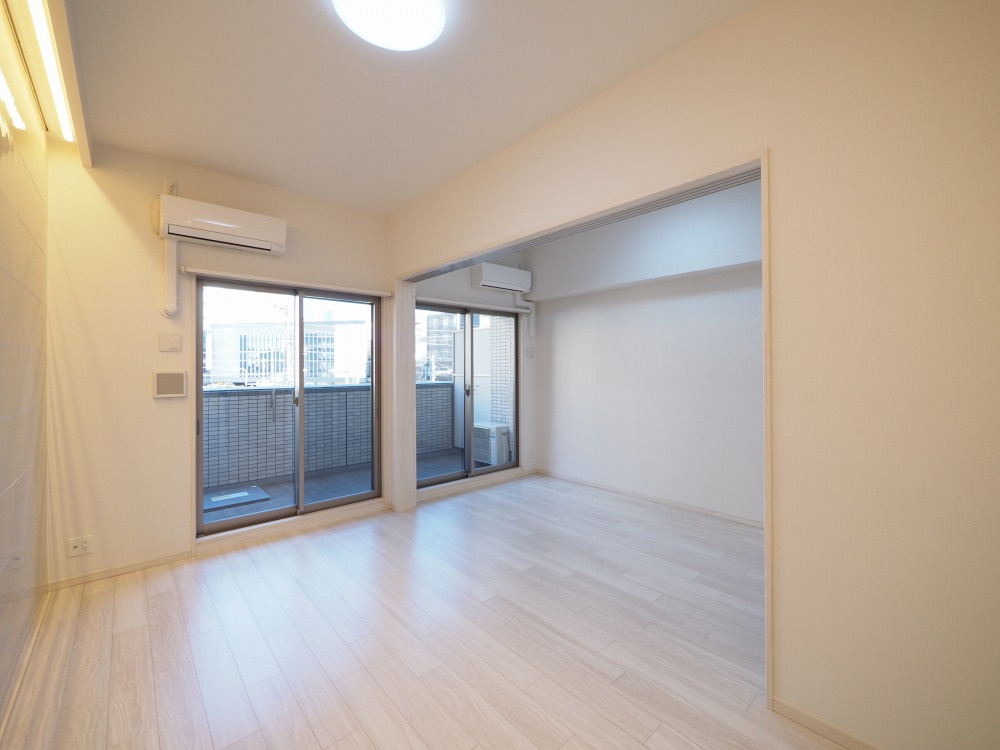 Dimus福島の居間・リビング
