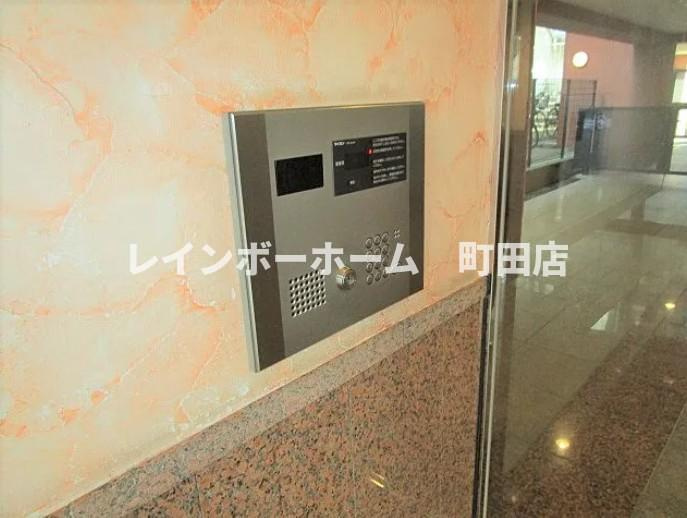 ヴェルヒルズ町田※初期費用分割あと払いサービス利用可能物件のエントランス
