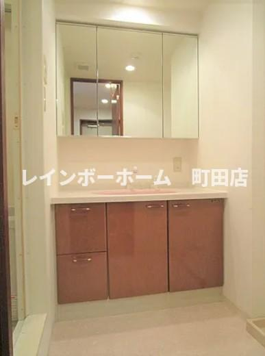 ヴェルヒルズ町田※初期費用分割あと払いサービス利用可能物件の独立洗面台|※別号室参考写真