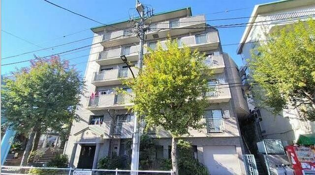 ルミエール落合の外観