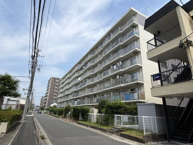 第2植田ダイヤハイツの外観