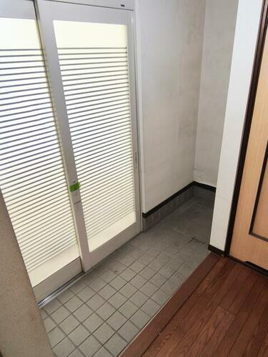 御堂町　中古一戸建ての玄関|■物件内覧・資金計画相談・住宅ローン相談、リフォーム相談、お問合せ受付中■
※当日・翌日のご内覧、ご相談はお電話でのお問合せがスムーズです！