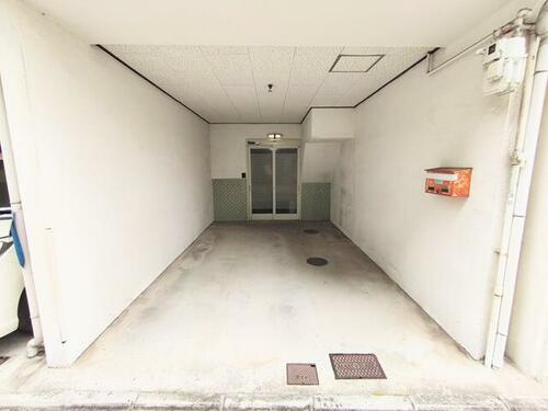 御堂町　中古一戸建ての駐車場|■物件内覧・資金計画相談・住宅ローン相談、リフォーム相談、お問合せ受付中■
※当日・翌日のご内覧、ご相談はお電話でのお問合せがスムーズです！