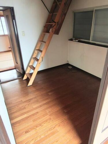 御堂町　中古一戸建ての子供部屋|洋室3.5帖
■物件内覧・資金計画相談・住宅ローン相談、リフォーム相談、お問合せ受付中■
※当日・翌日のご内覧、ご相談はお電話でのお問合せがスムーズです！