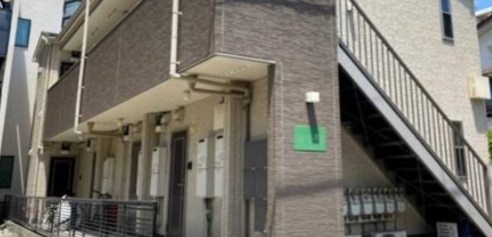 フォレスト北千住のエントランス