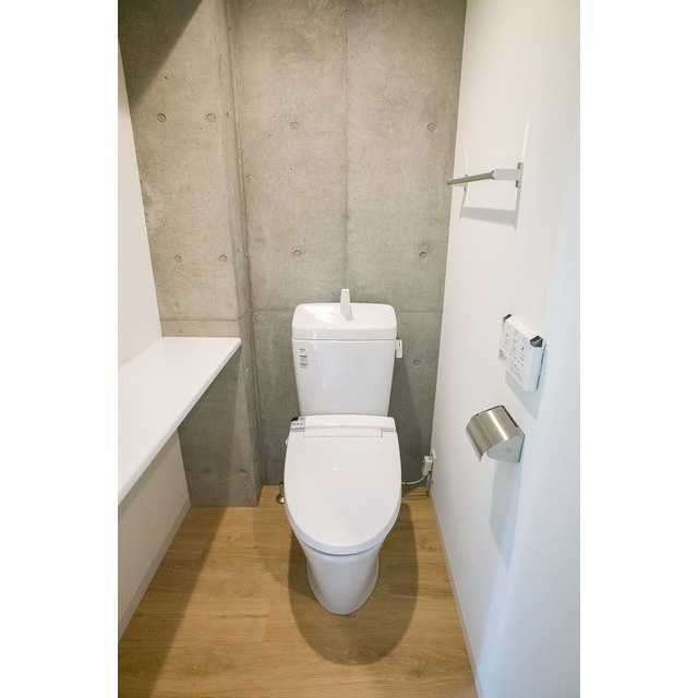 FUKUMI　APARTMENTのトイレ|温水洗浄付きトイレです☆