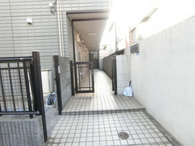 【エントランス】 | メゾン山王
