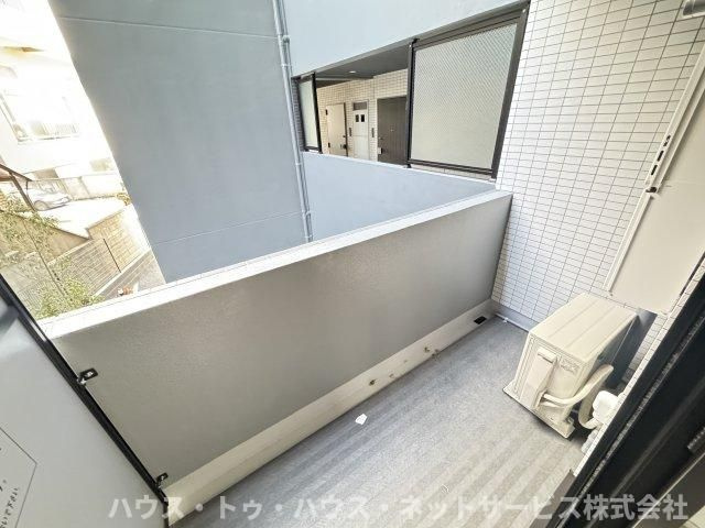 ヴァローレ松戸フィーロのバルコニー