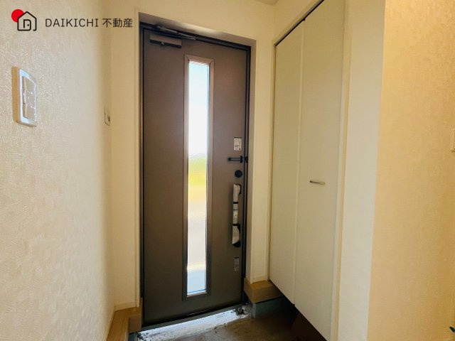 【玄関】 | 日高市中鹿山第7　クレイドルガーデン　新築戸建　全10棟　1号棟