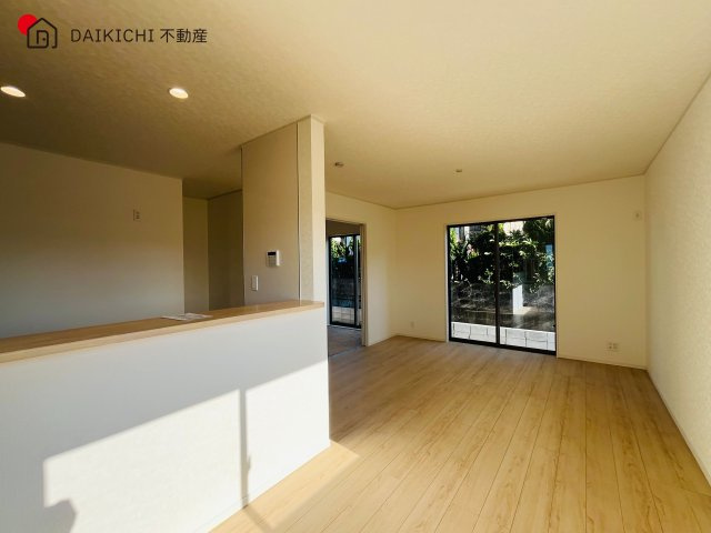 【居間・リビング】 | 日高市中鹿山第7　クレイドルガーデン　新築戸建　全10棟　1号棟