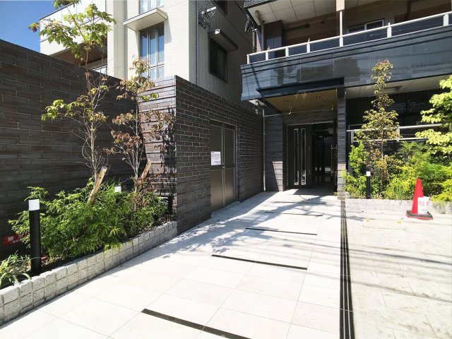 ヴィラージュ大濠　南当仁小学校区のエントランス|ヴィラージュ大濠