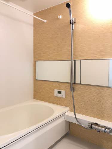 シャーメゾン小山 の浴室