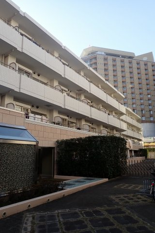 ベラカーサ池之端の外観