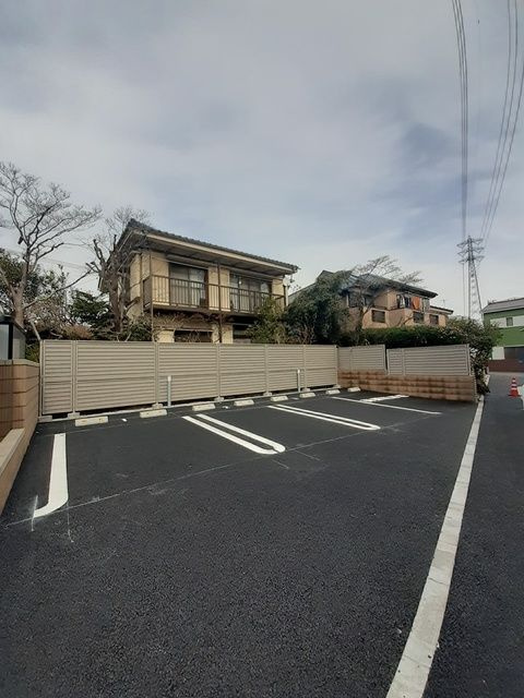 エスポワールの駐車場